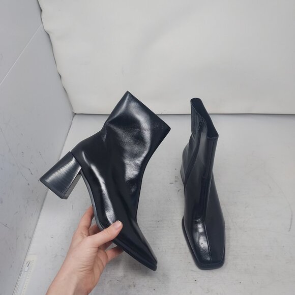 Jeffrey Campbell Patent Black Sherpal Bootie Boot - Picture 1 of 9